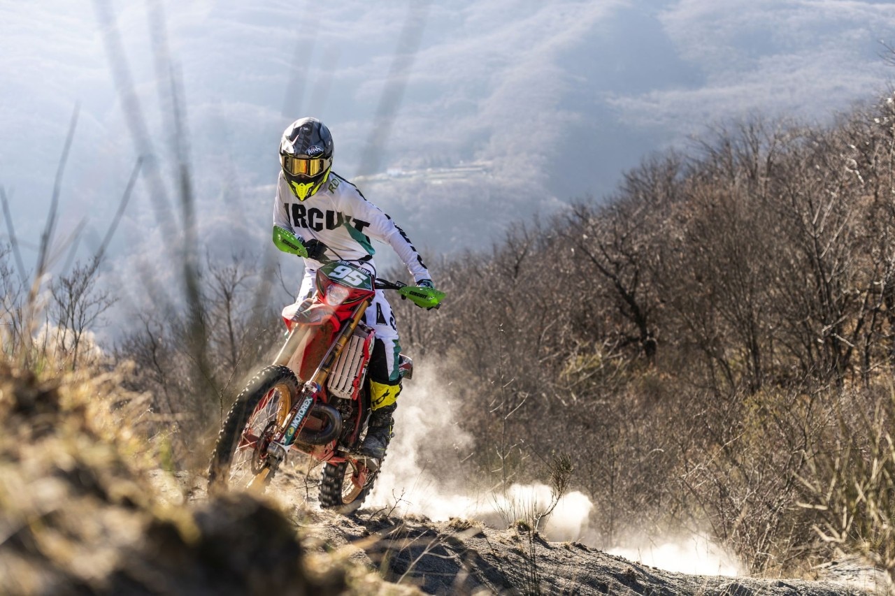 TEST: BETA RR 300 FACTORY BOANO RACING TEAM  - LORENZO MACORITTO