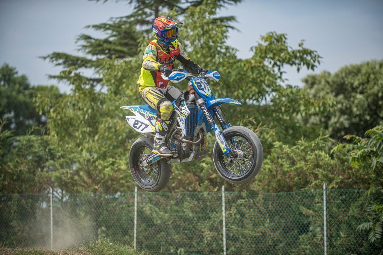 Interregionale Supermoto Nord Italia rovente a Pomposa