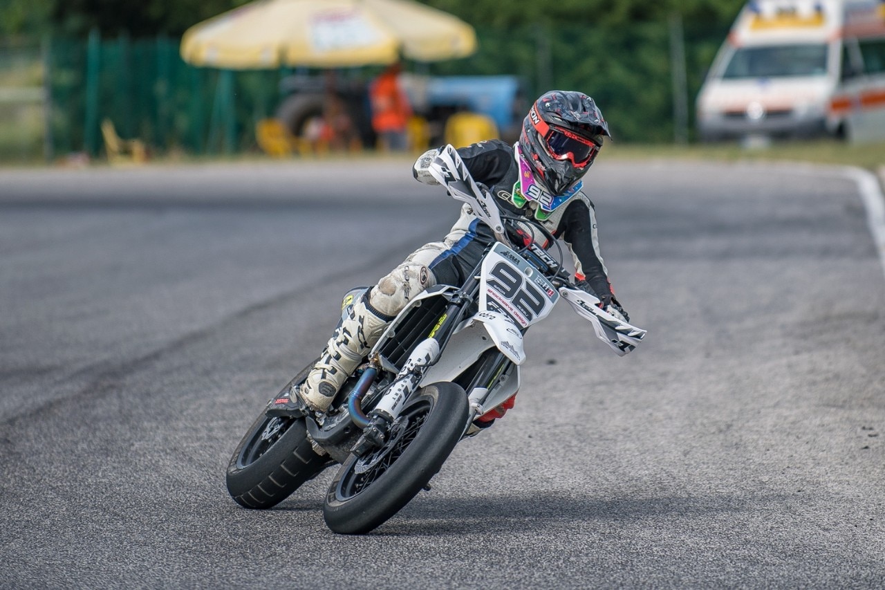 Interregionale Supermoto Nord Italia rovente a Pomposa