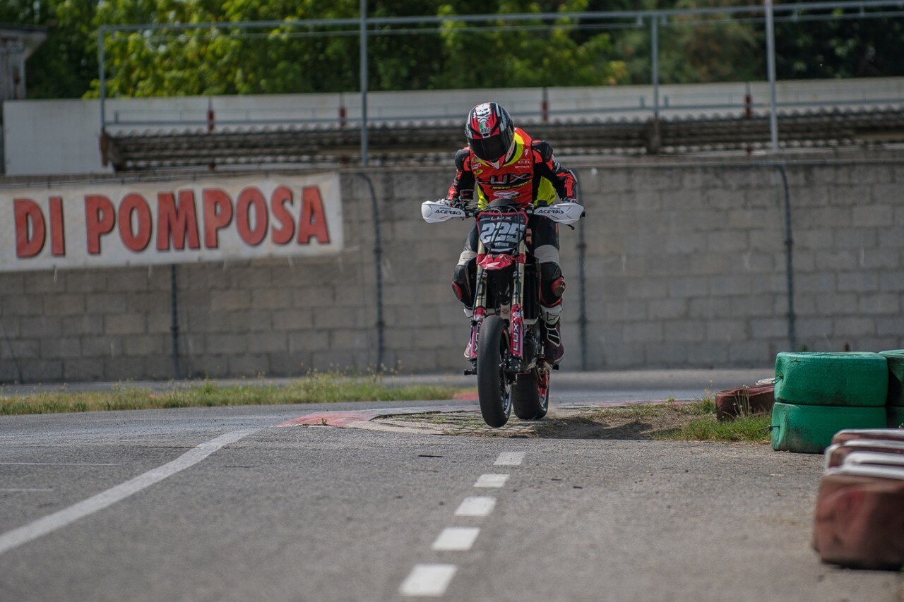 Interregionale Supermoto Nord Italia rovente a Pomposa