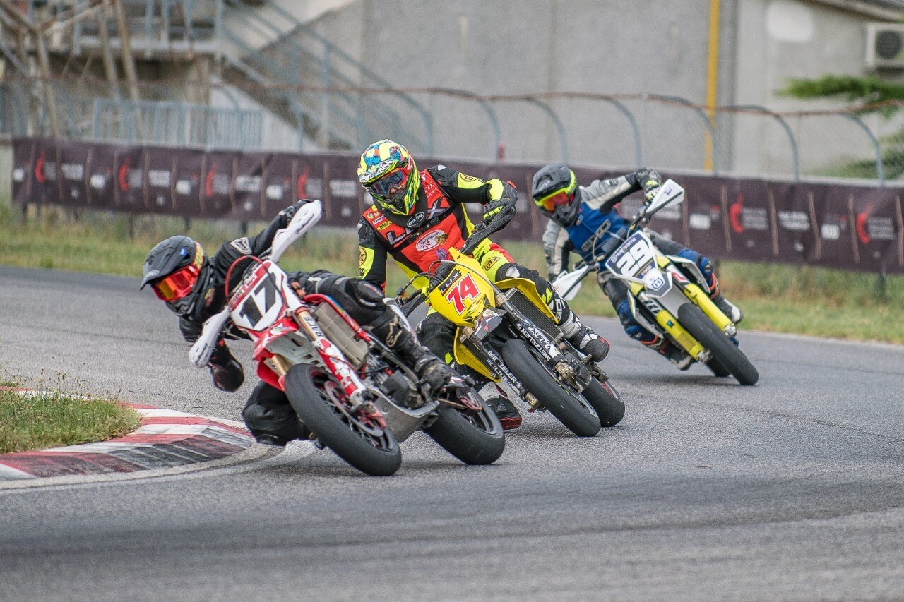 Interregionale Supermoto Nord Italia rovente a Pomposa
