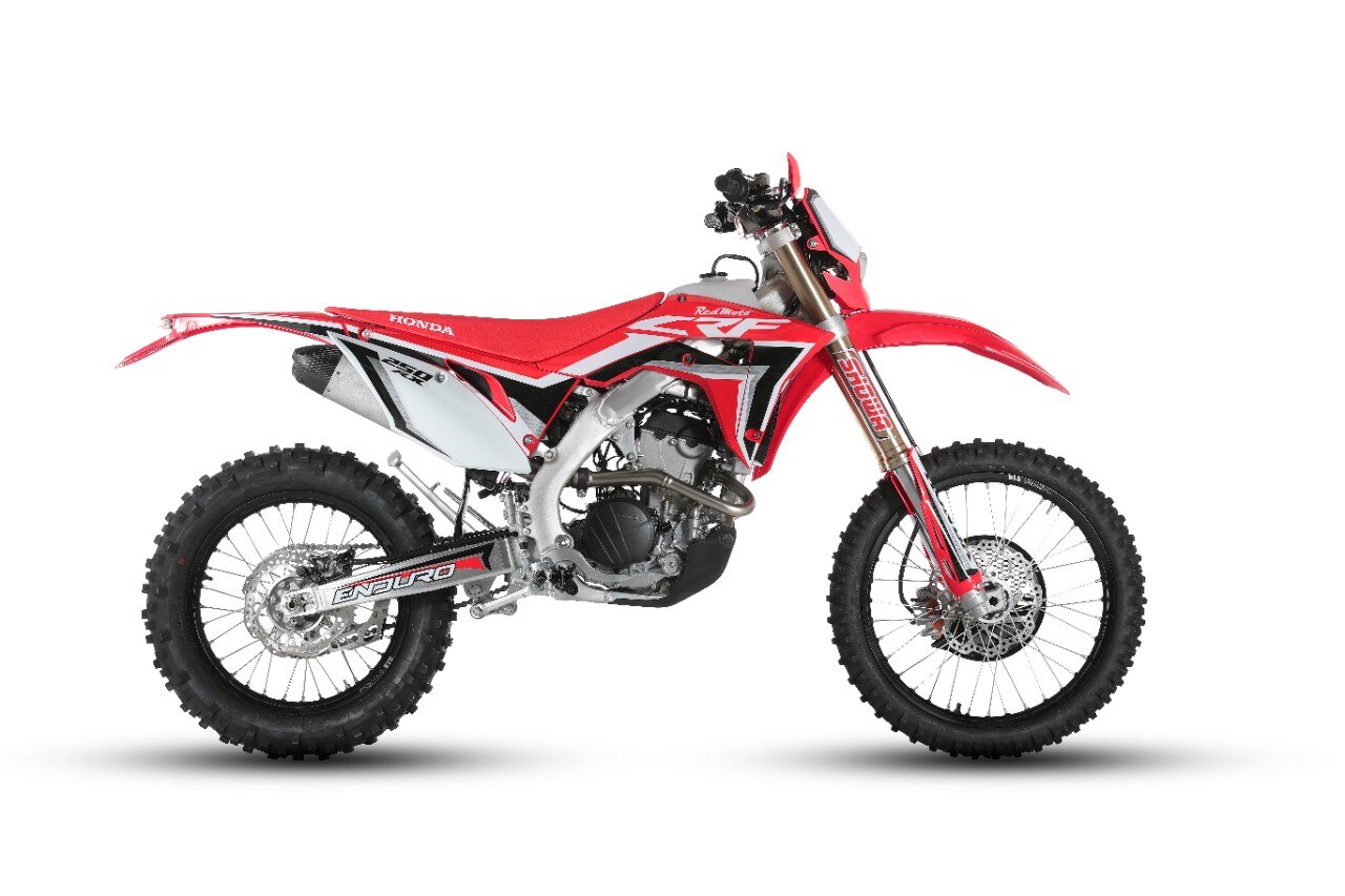 <div class='descrGalleryText'><p>Vai alla <b><u><a href="https://xoffroad.dueruote.it/prove/moto/2019/12/19/prova-honda-redmoto-enduro-2020.html" target="_self">prova completa</a></u></b>!</p>
</div>