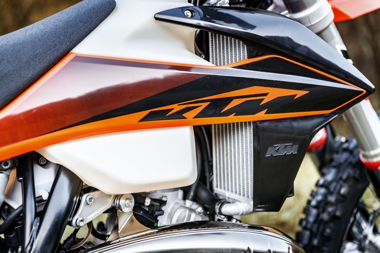 La comparativa Enduro 300 2T 2020