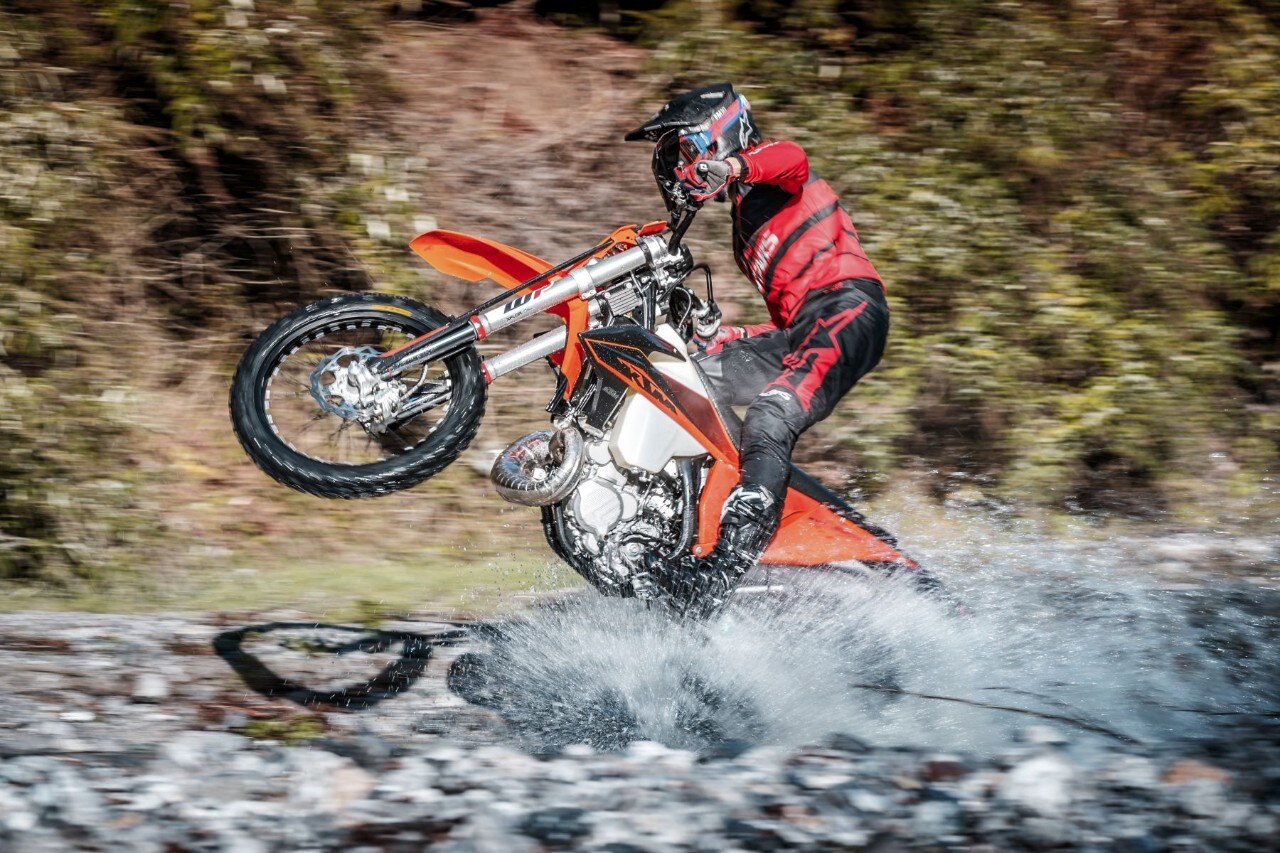 La comparativa Enduro 300 2T 2020