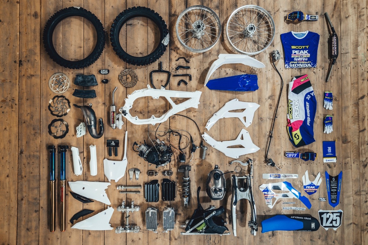 Tribute to 1991 Peak Pro Circuit Honda CR 125