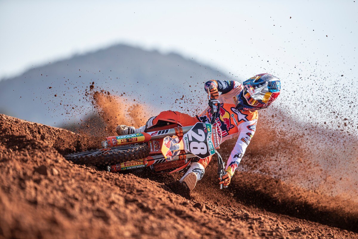 Herlings, Vialle e Hofer pronti per la nuova stagione MXGP 2021 