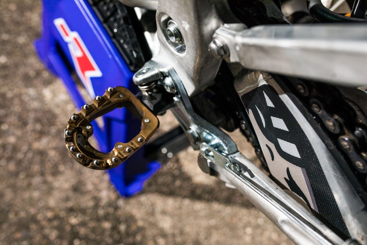 Yamaha YZ 250 by Pol Tarres