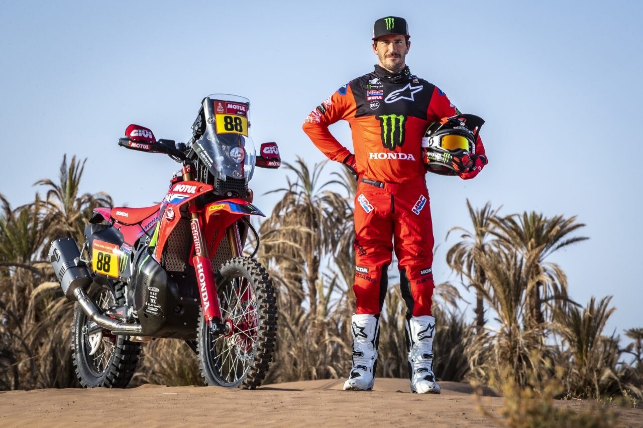 Team Shooting 2022 Monster Energy Honda Team