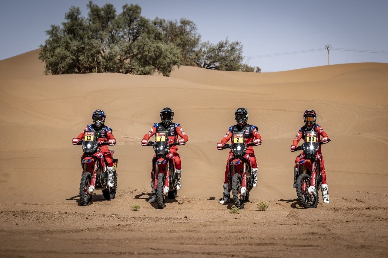 Team Shooting 2022 Monster Energy Honda Team