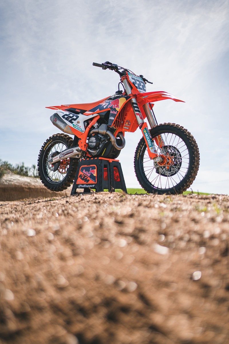 Shooting Tony Cairoli KTM MX 2022
