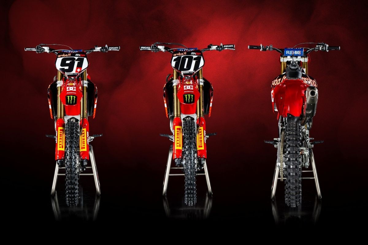 Ducati Desmo450 MX Factory 2025
