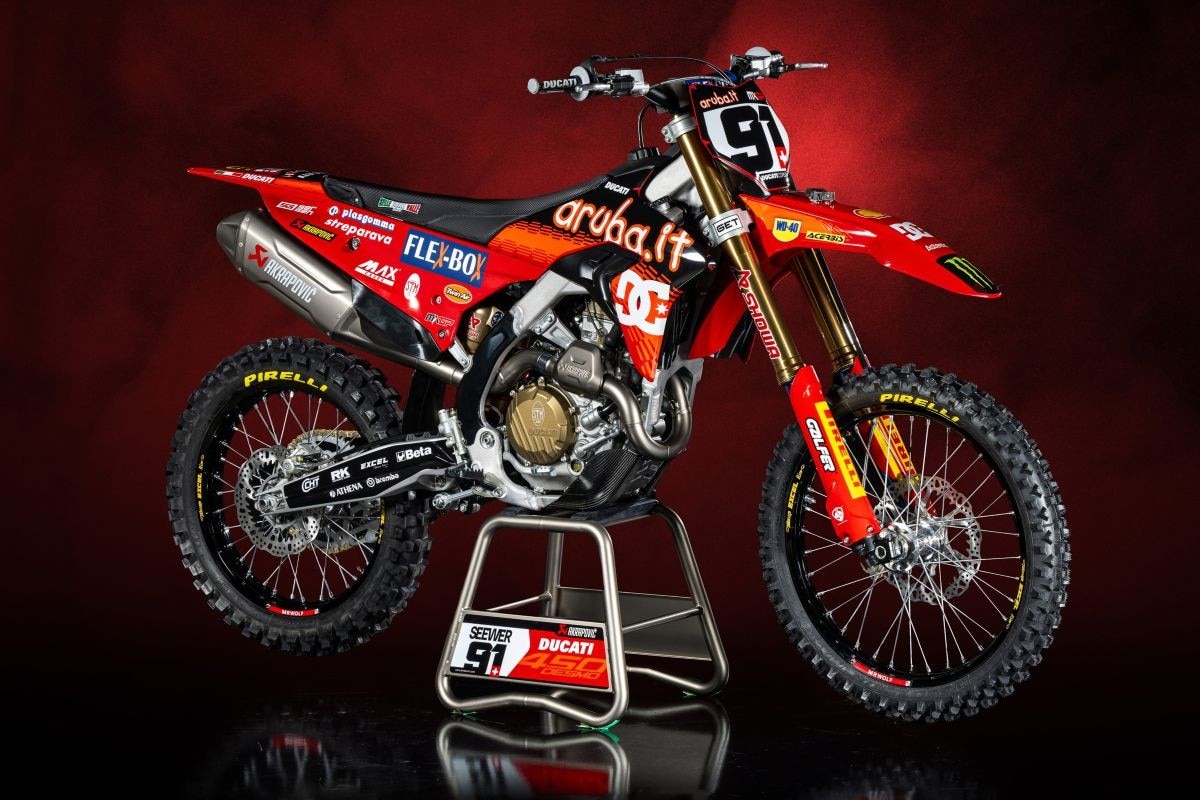 Ducati Desmo450 MX Factory 2025
