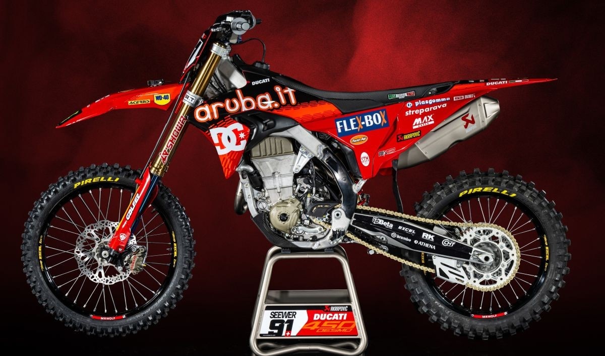 Ducati Desmo450 MX Factory 2025