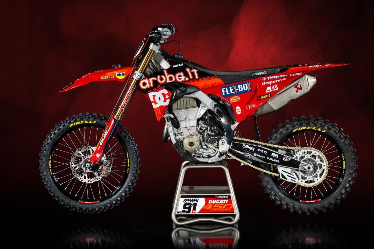 Ducati Desmo450 MX Factory 2025
