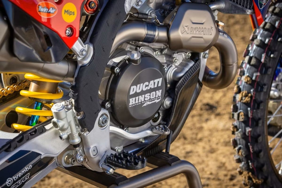 Troy Lee Designs Red Bull Ducati Factory Racing Ducati 450 DesmoMX