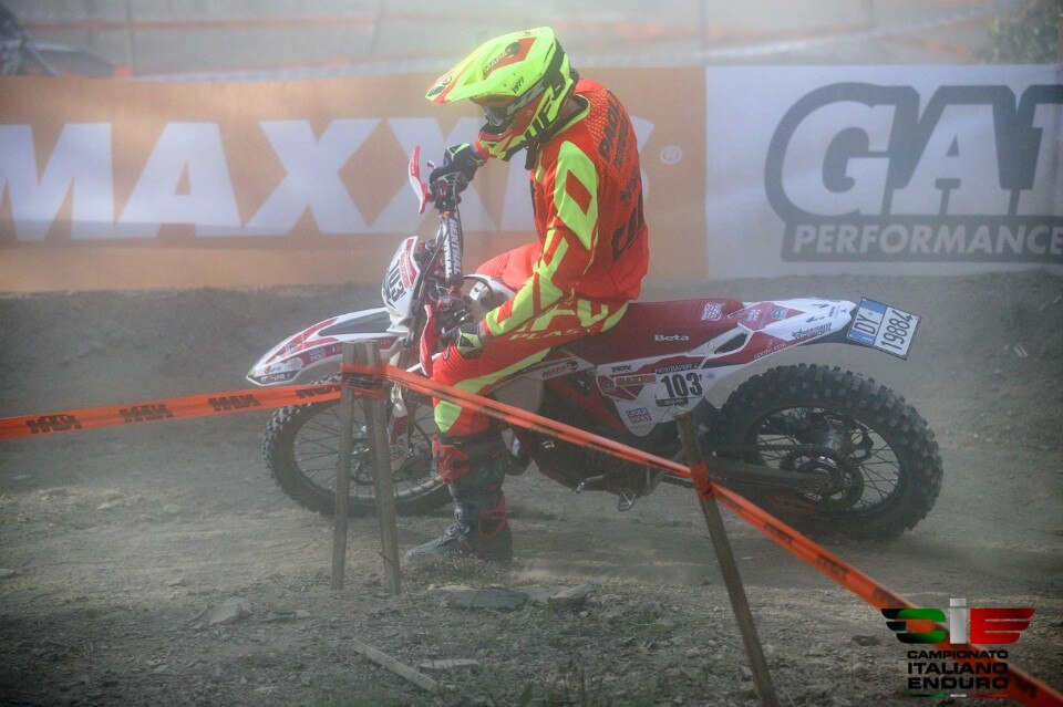 Italiano Major Enduro, polvere e gloria per Alessio Paoli