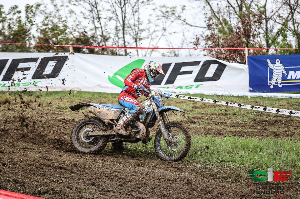 Assoluti d’Italia di Enduro, a Pontremoli Daniel McCanney precede Steve Holcombe 