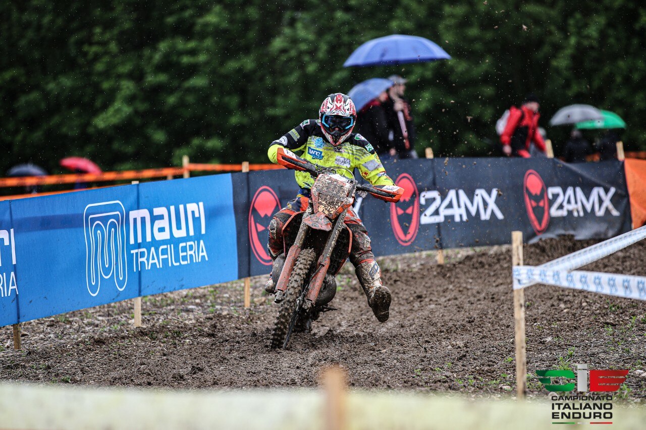 Italiano Enduro Major, Rota s’impone nella fangosa Fanna