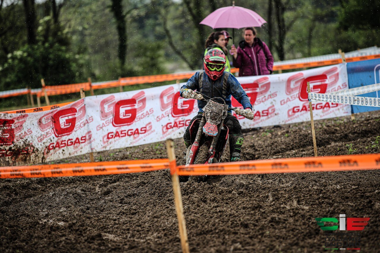 Italiano Enduro Major, Rota s’impone nella fangosa Fanna