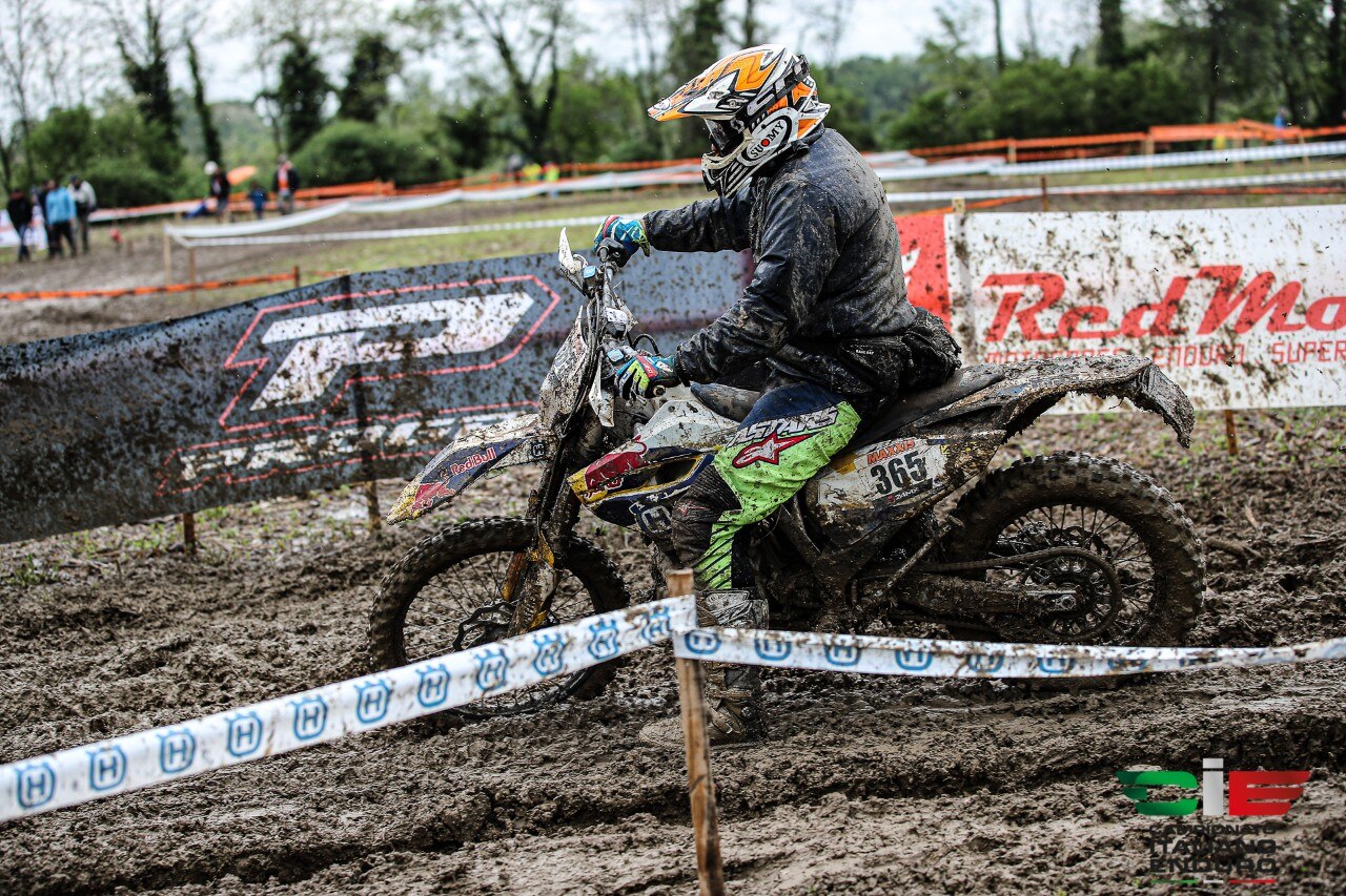 Italiano Enduro Major, Rota s’impone nella fangosa Fanna