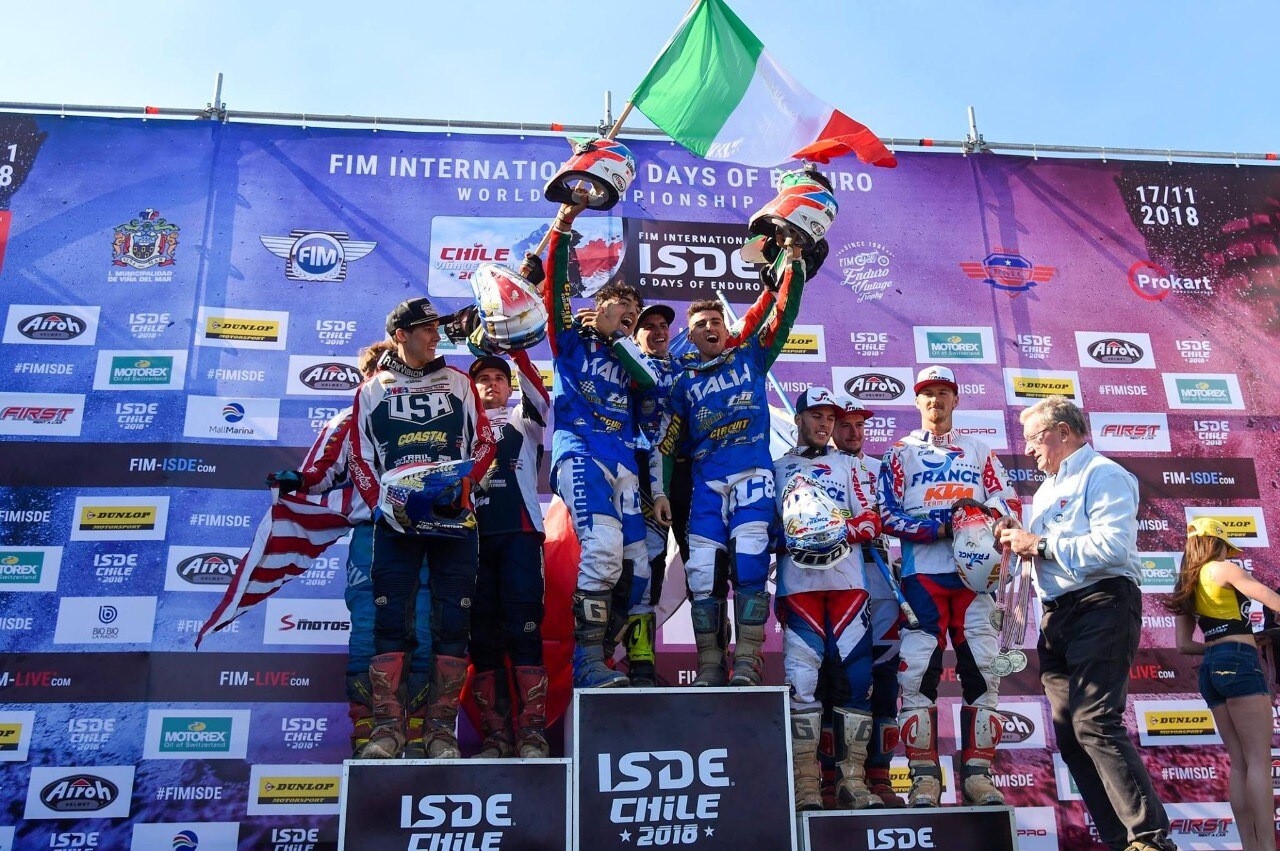 <div class='descrGalleryTitle'>Podio Trofeo Junior 2018</div><div class='descrGalleryText'><p>Andrea Verona, Matteo Cavallo e Davide Soreca trionfanti in Cile </p>
</div>