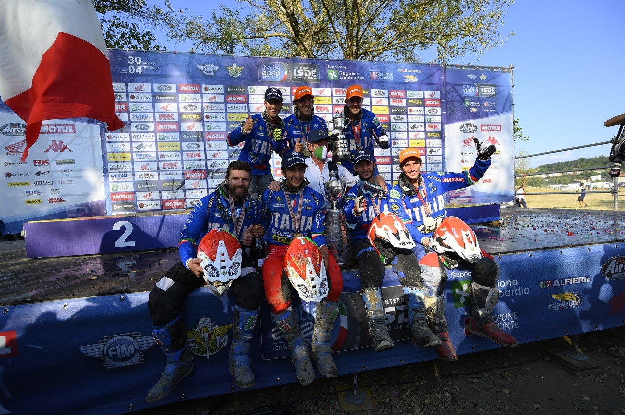 Sei Giorni Enduro - Day 6. L'Italia è oro nel Trofeo e nel Trofeo Junior! - VIDEO