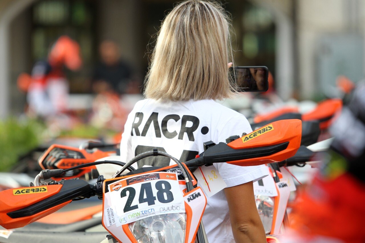 Il Trofeo Enduro KTM colpito da una bomba... d'acqua!