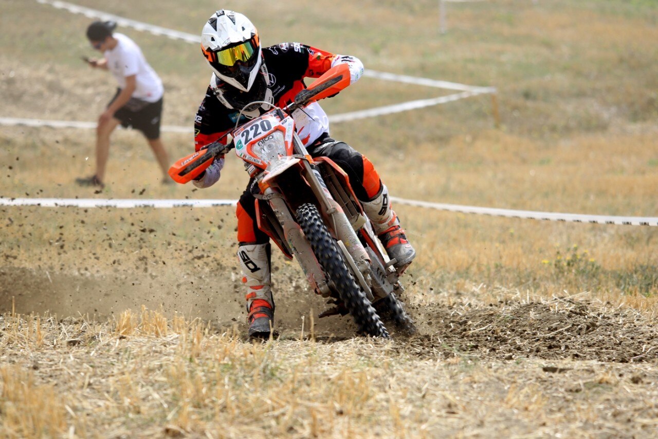 Il Trofeo Enduro KTM colpito da una bomba... d'acqua!