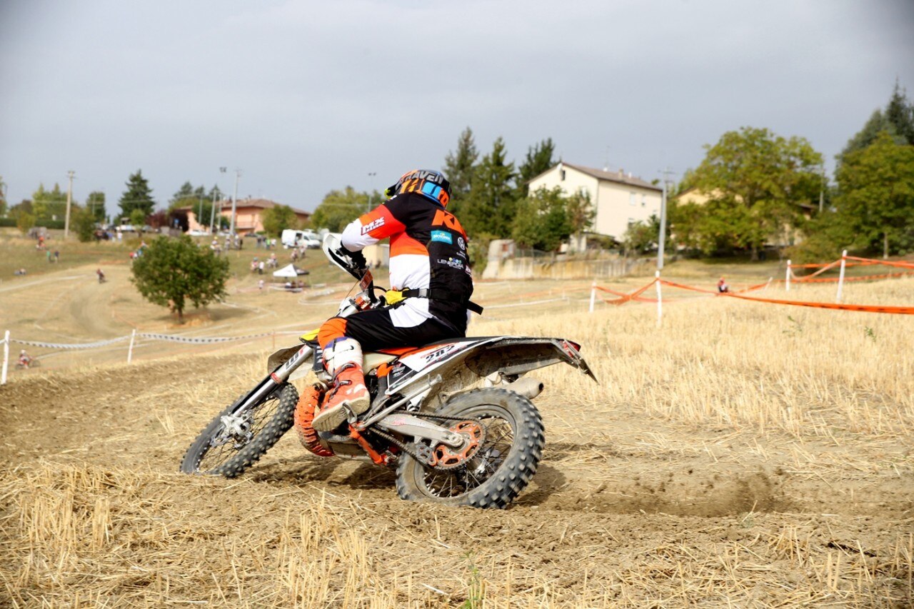 Il Trofeo Enduro KTM colpito da una bomba... d'acqua!