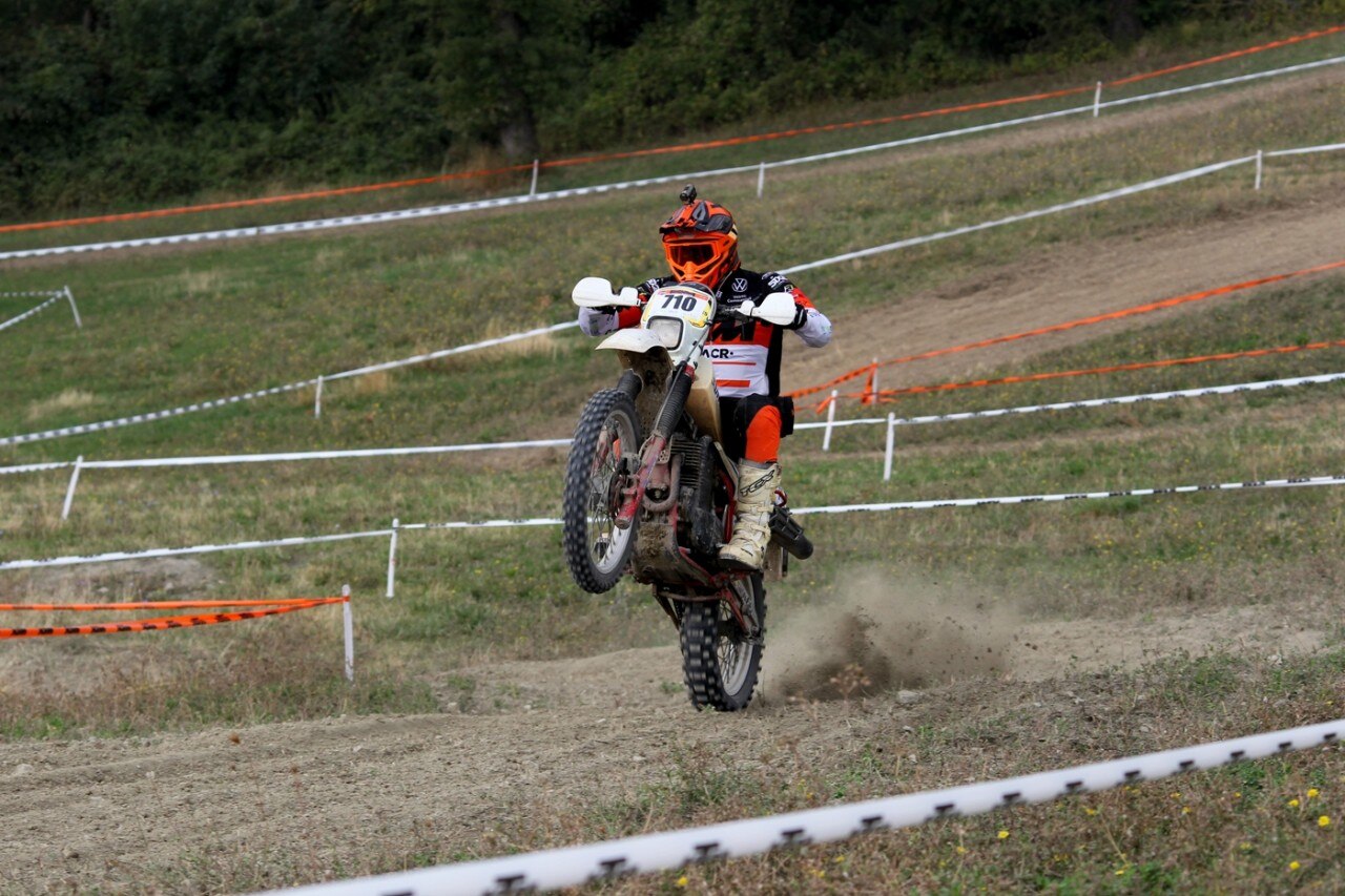 Il Trofeo Enduro KTM colpito da una bomba... d'acqua!