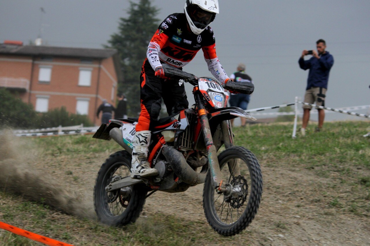 Il Trofeo Enduro KTM colpito da una bomba... d'acqua!