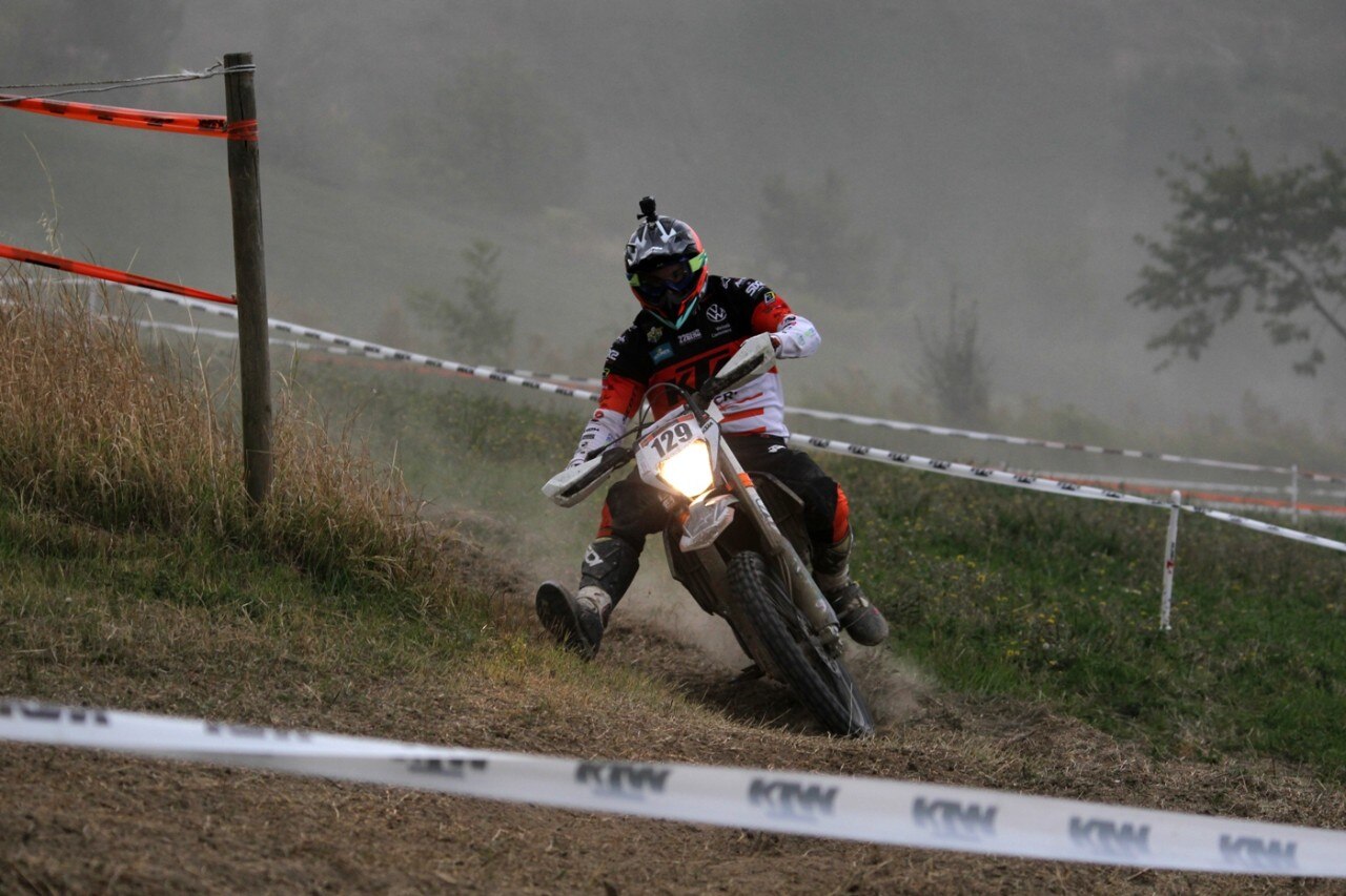Il Trofeo Enduro KTM colpito da una bomba... d'acqua!