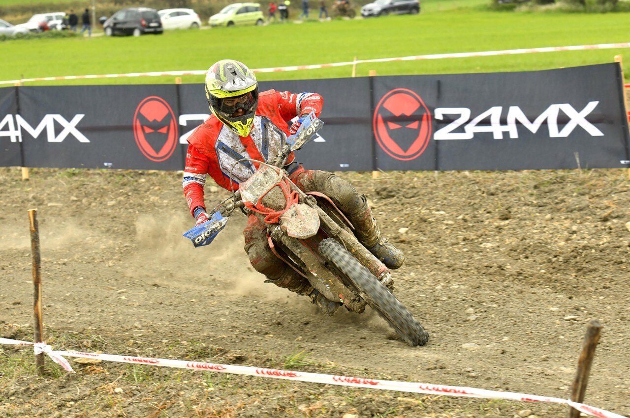 Erik Willems e Dan Mundell protagonisti del day2 dell'Europeo Enduro