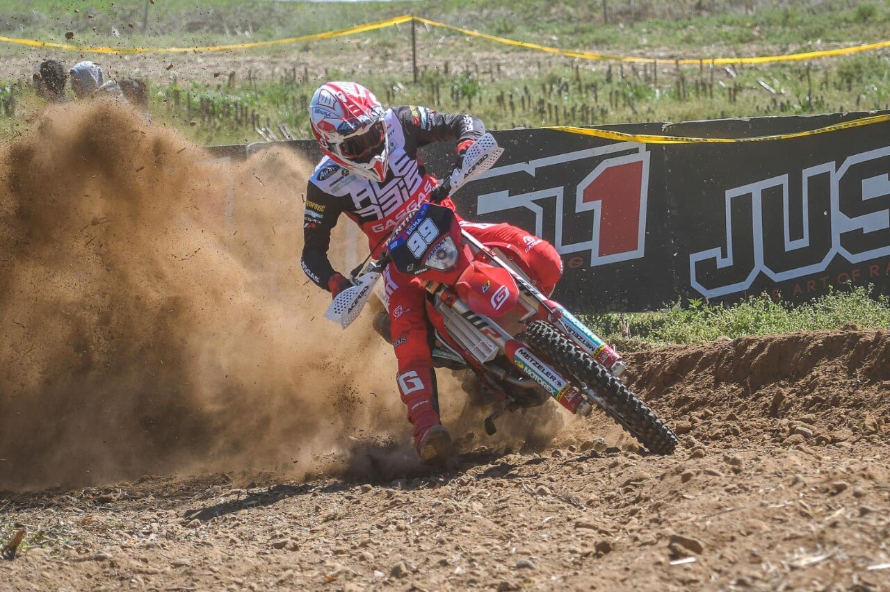 Assoluti d’Italia Enduro: assolo di Hamish Macdonald a Cavaglià