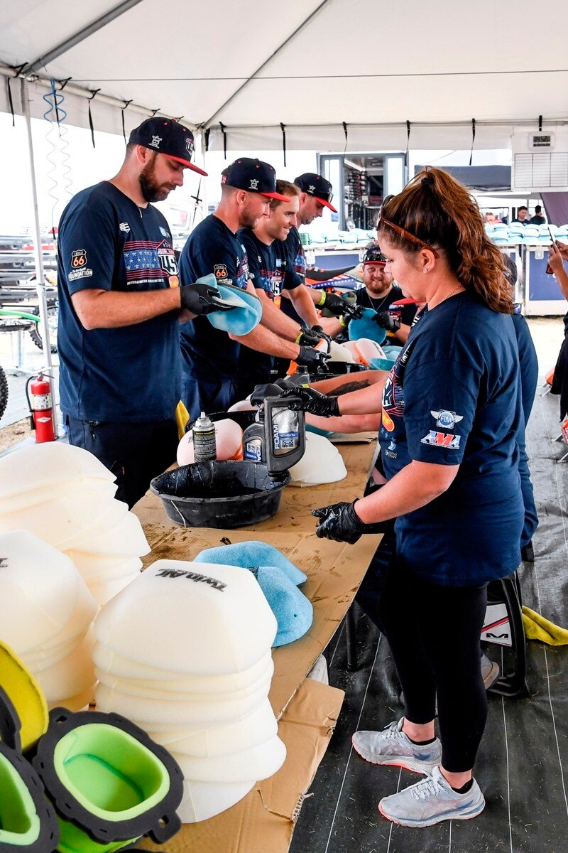 ISDE 2022, Day 1: Italia seconda nel Trofeo e in testa tra gli Junior - VIDEO e GALLERY