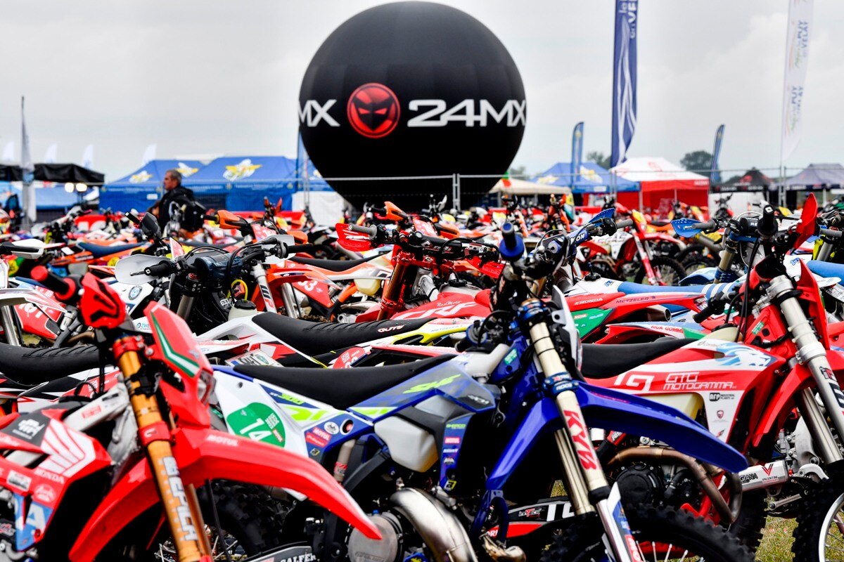 ISDE 2022, Day 1: Italia seconda nel Trofeo e in testa tra gli Junior - VIDEO e GALLERY