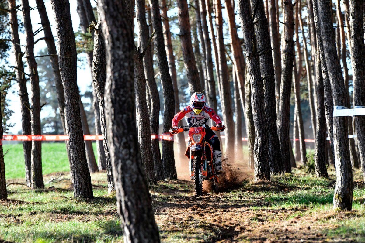 ISDE 2022, Day 1: Italia seconda nel Trofeo e in testa tra gli Junior - VIDEO e GALLERY