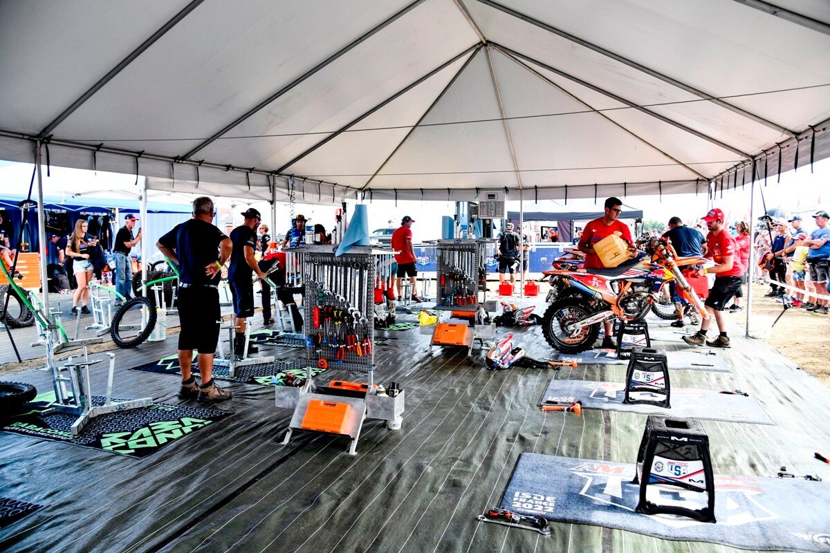 ISDE 2022, Day 1: Italia seconda nel Trofeo e in testa tra gli Junior - VIDEO e GALLERY