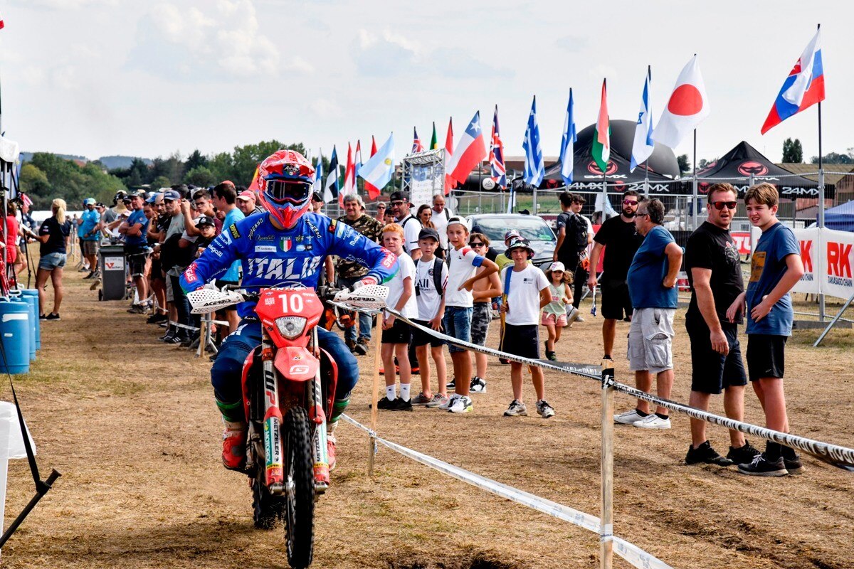ISDE 2022, Day 1: Italia seconda nel Trofeo e in testa tra gli Junior - VIDEO e GALLERY