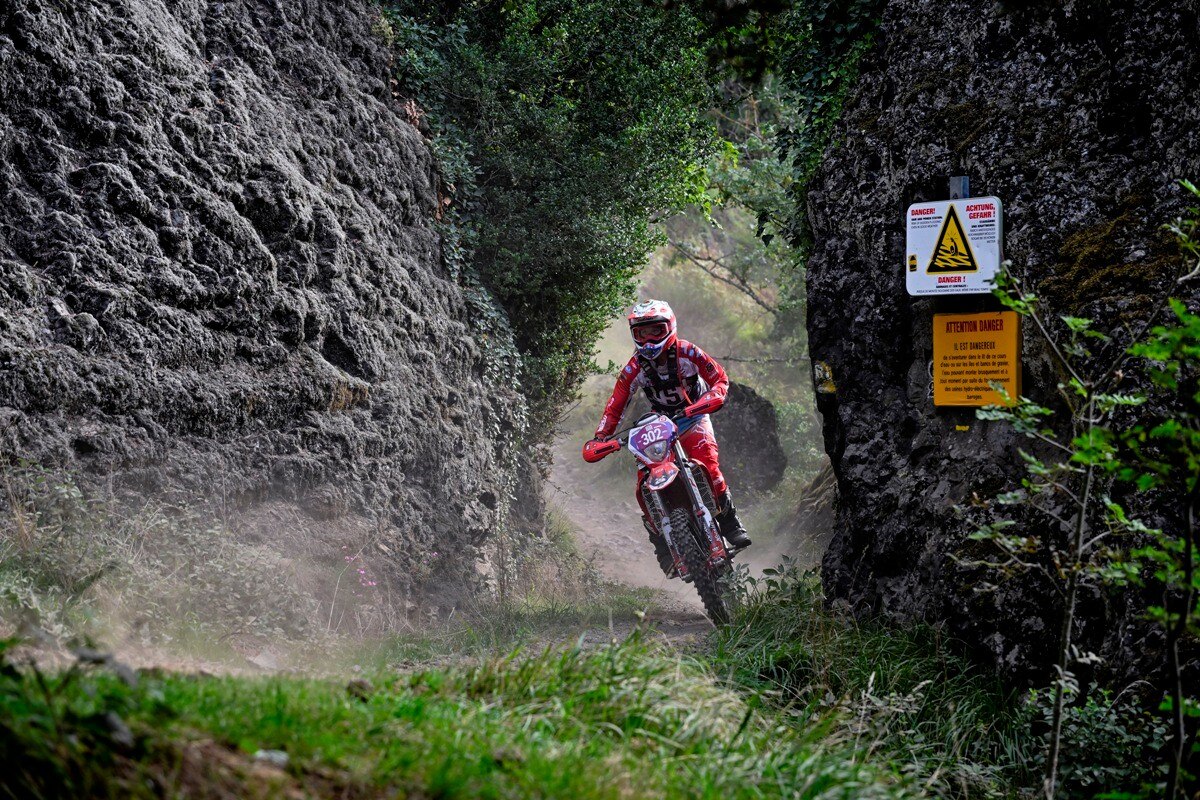 ISDE 2022 Day 2: Italia seconda nel Trofeo e ancora prima nel Trofeo Junior - VIDEO e GALLERY