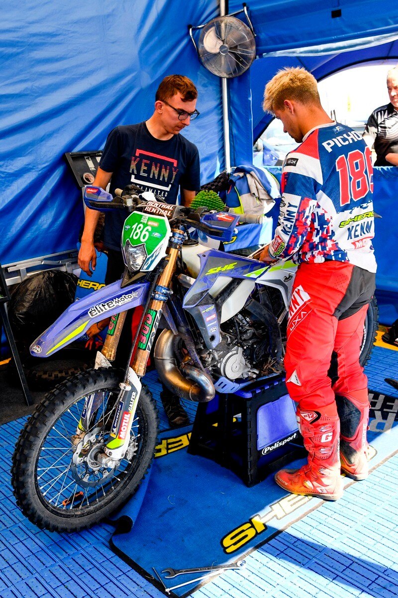 ISDE 2022 Day 2: Italia seconda nel Trofeo e ancora prima nel Trofeo Junior - VIDEO e GALLERY