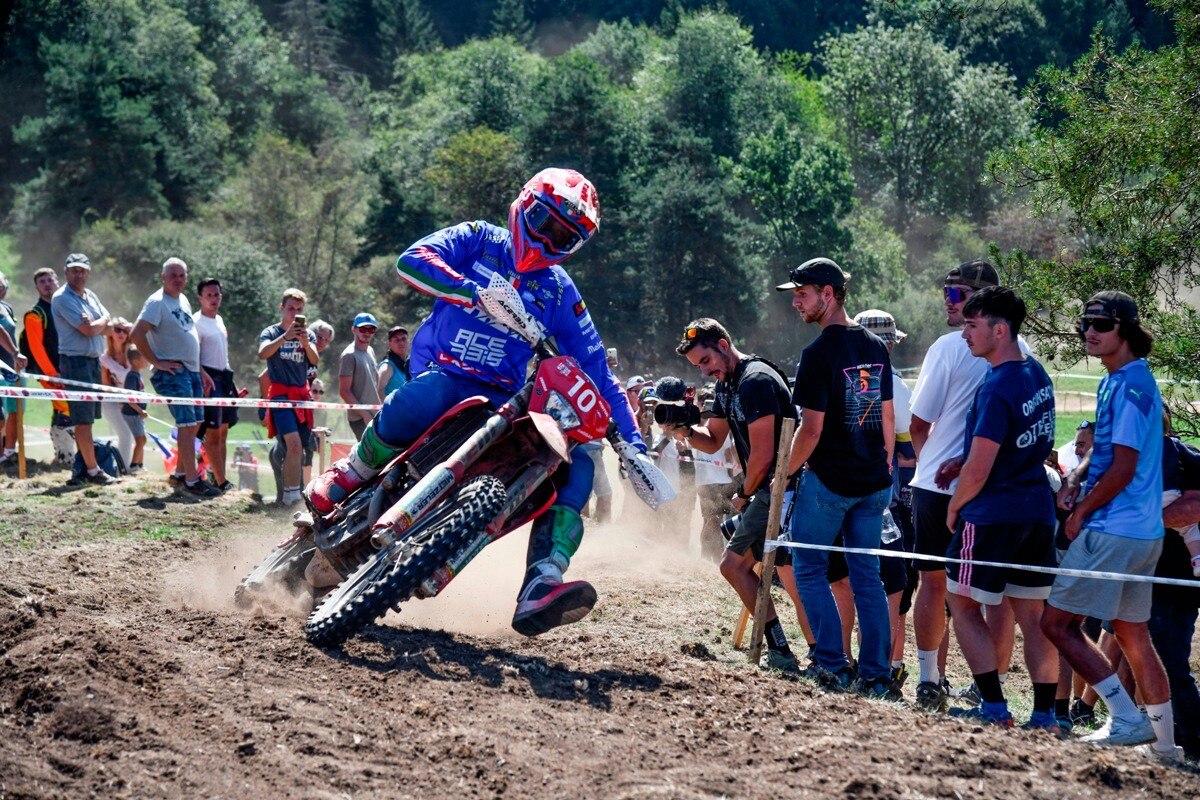 ISDE 2022 Day 2: Italia seconda nel Trofeo e ancora prima nel Trofeo Junior - VIDEO e GALLERY