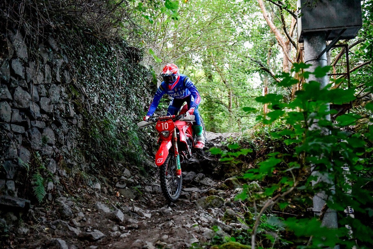 ISDE 2022 Day 2: Italia seconda nel Trofeo e ancora prima nel Trofeo Junior - VIDEO e GALLERY