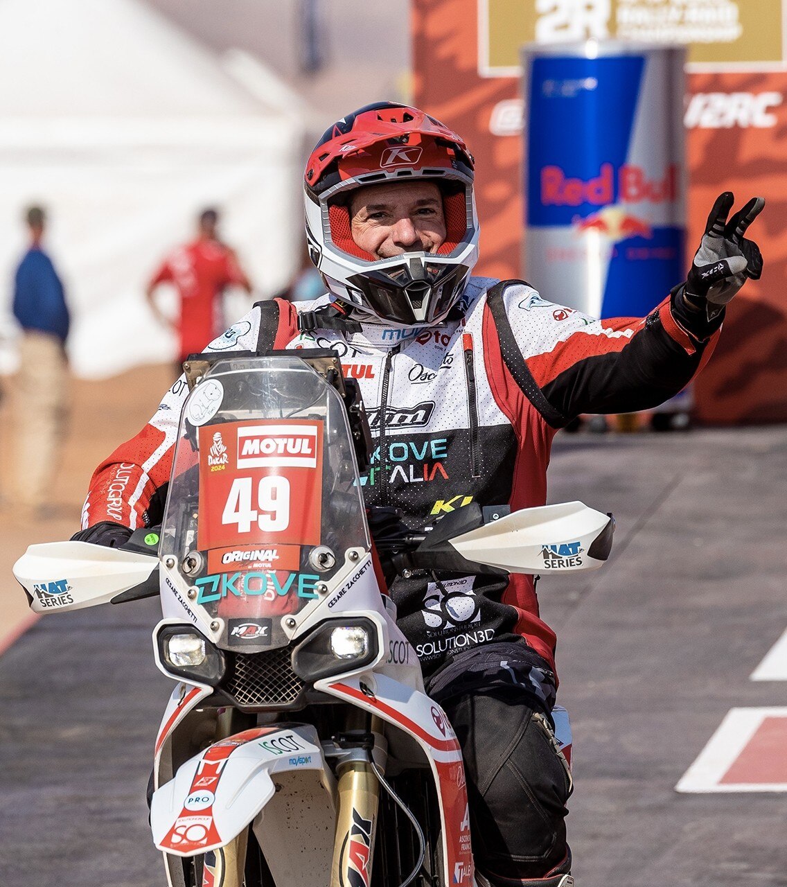 Cesare Zacchetti conclude la Dakar 2024 con la KOVE 450 Rally