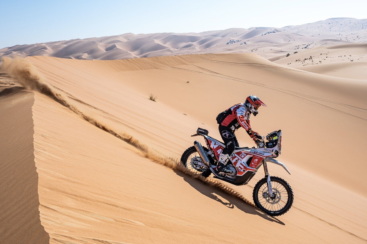 Cesare Zacchetti conclude la Dakar 2024 con la KOVE 450 Rally