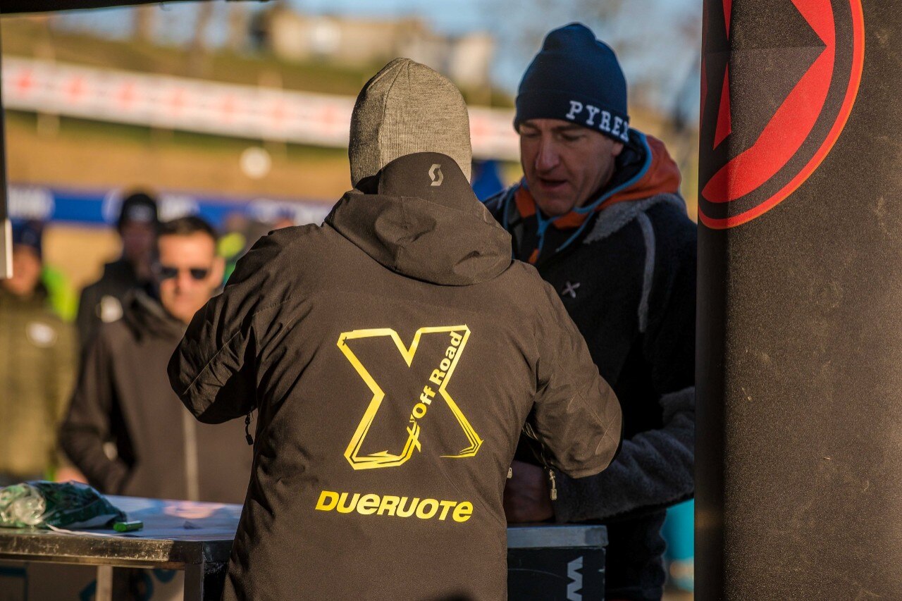 Motocross of Brands, che spettacolo a Montevarchi!