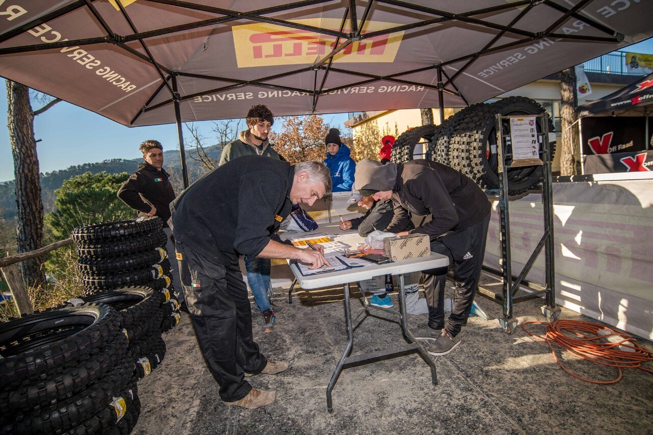 Motocross of Brands, che spettacolo a Montevarchi!