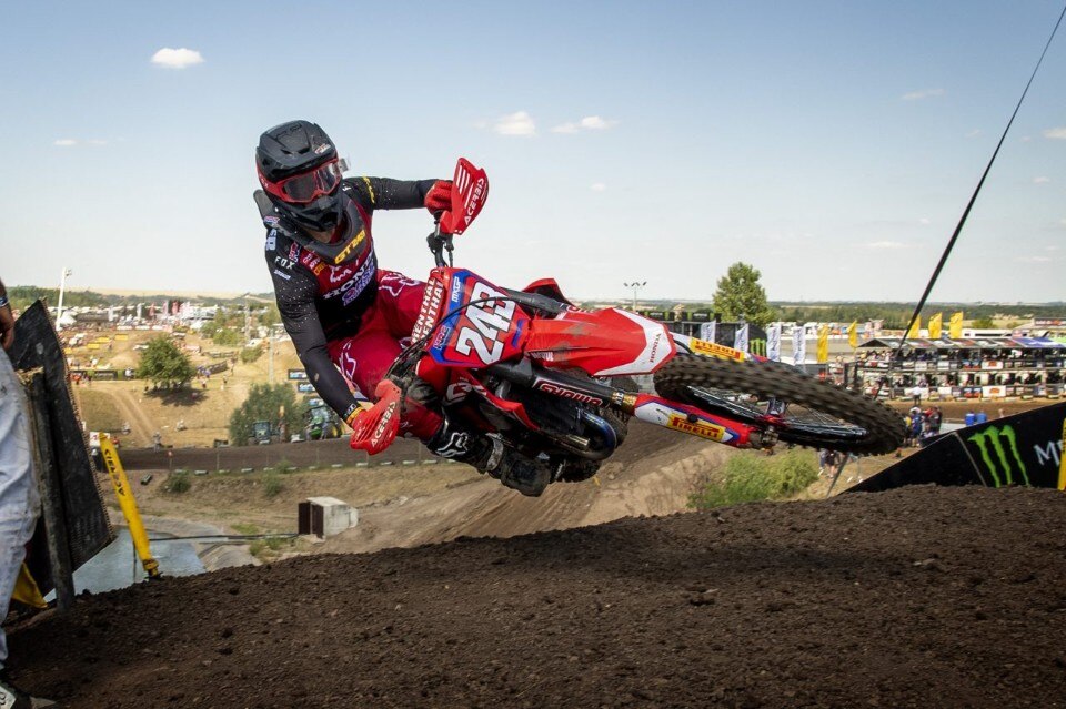 Mondiale MXGP 2019, doppiette di Tim Gajser e Jorge Prado a Teutschenthal 