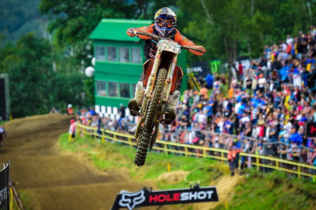 Mondiale MXGP, Prado e Guadagnini vincono a Loket. Cairoli anche... - VIDEO