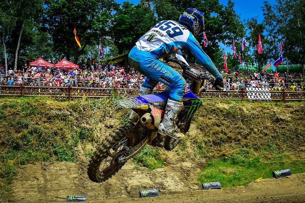 Mondiale MXGP, Prado e Guadagnini vincono a Loket. Cairoli anche... - VIDEO